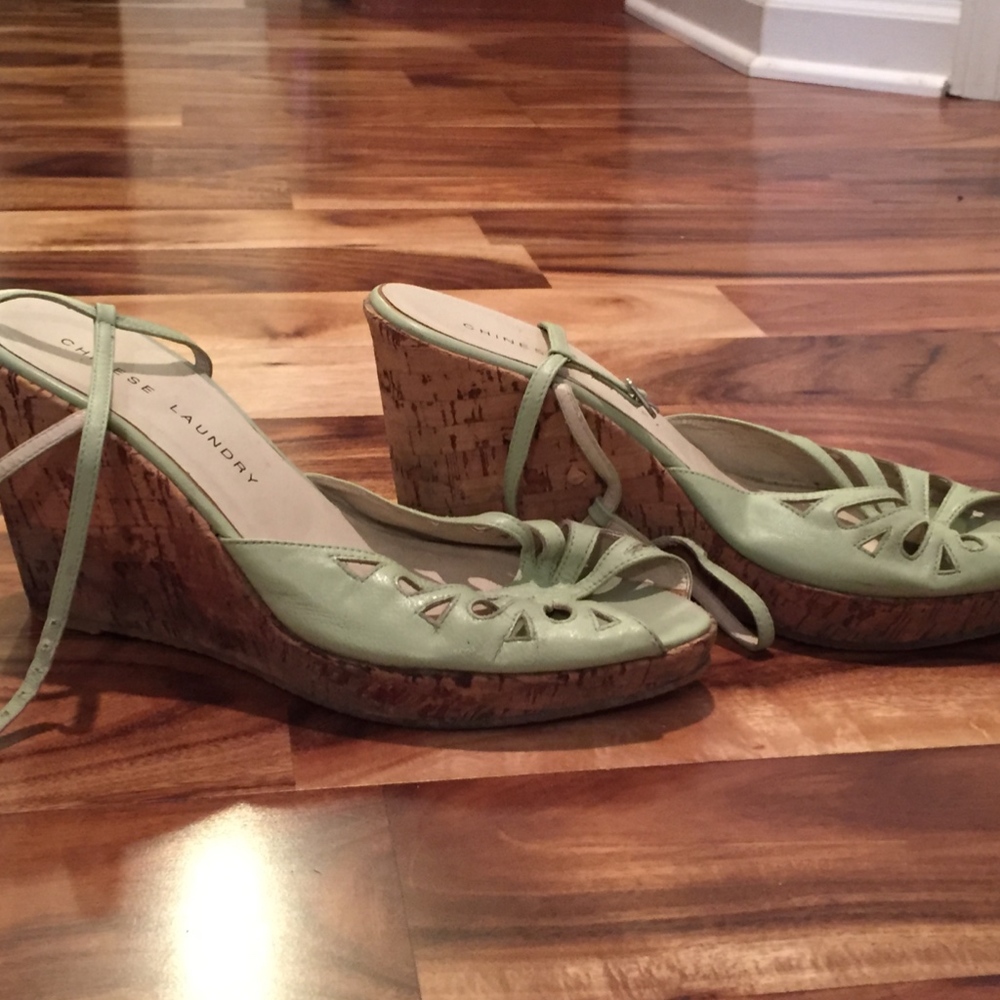 Peep toe light green wedges